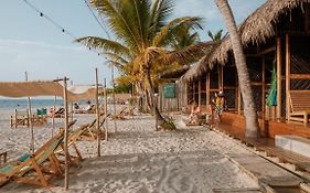 Dos Aguas Lodge